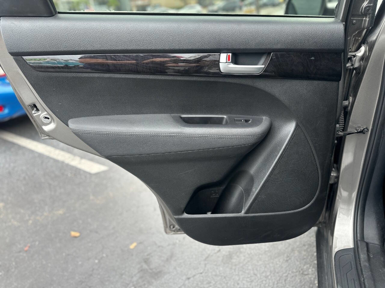 Used 2015 Kia Sorento LX image 22