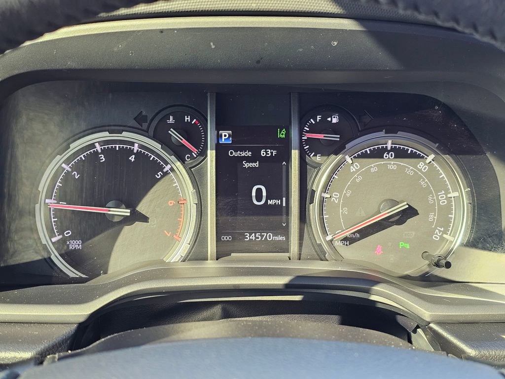 Used 2024 Toyota 4Runner Limited AWD/4WD image 12