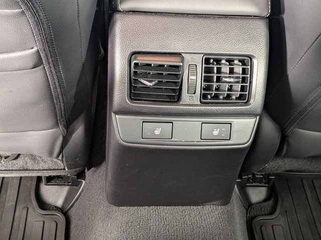 Used 2017 Subaru Legacy 3.6R Limited image 29