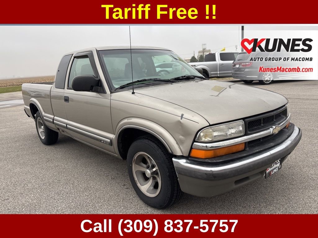 Used 2000 Chevrolet S10 Pickup LS w/ Preferred Equipment Group