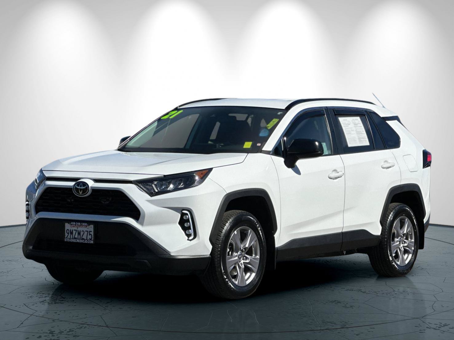 Used 2021 Toyota RAV4 LE FWD image 8