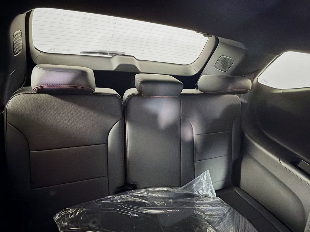 New 2026 Chevrolet Traverse Z71 w/ Enhanced Driving Package AWD/4WD image 23