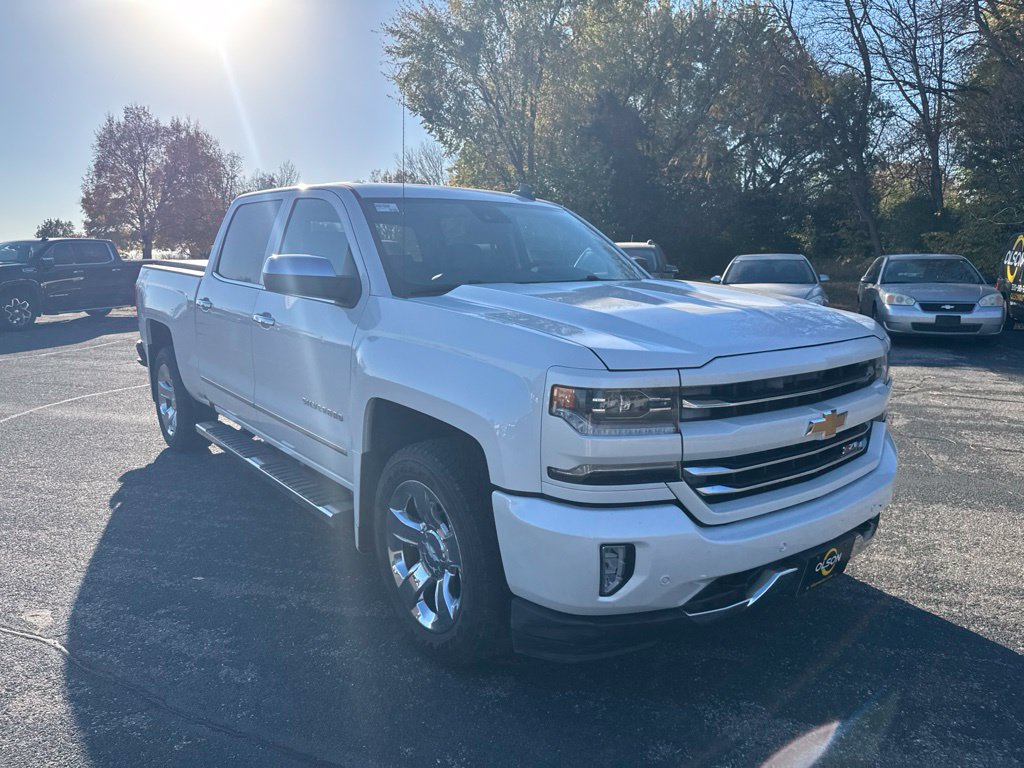 Used 2016 Chevrolet Silverado 1500 LTZ Z71 w/ LTZ Plus Package AWD/4WD image 7