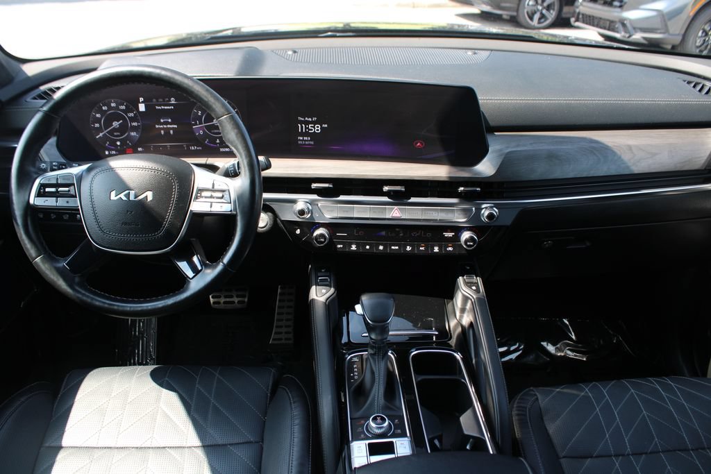 Used 2023 Kia Telluride SX Prestige X-Pro AWD/4WD image 16