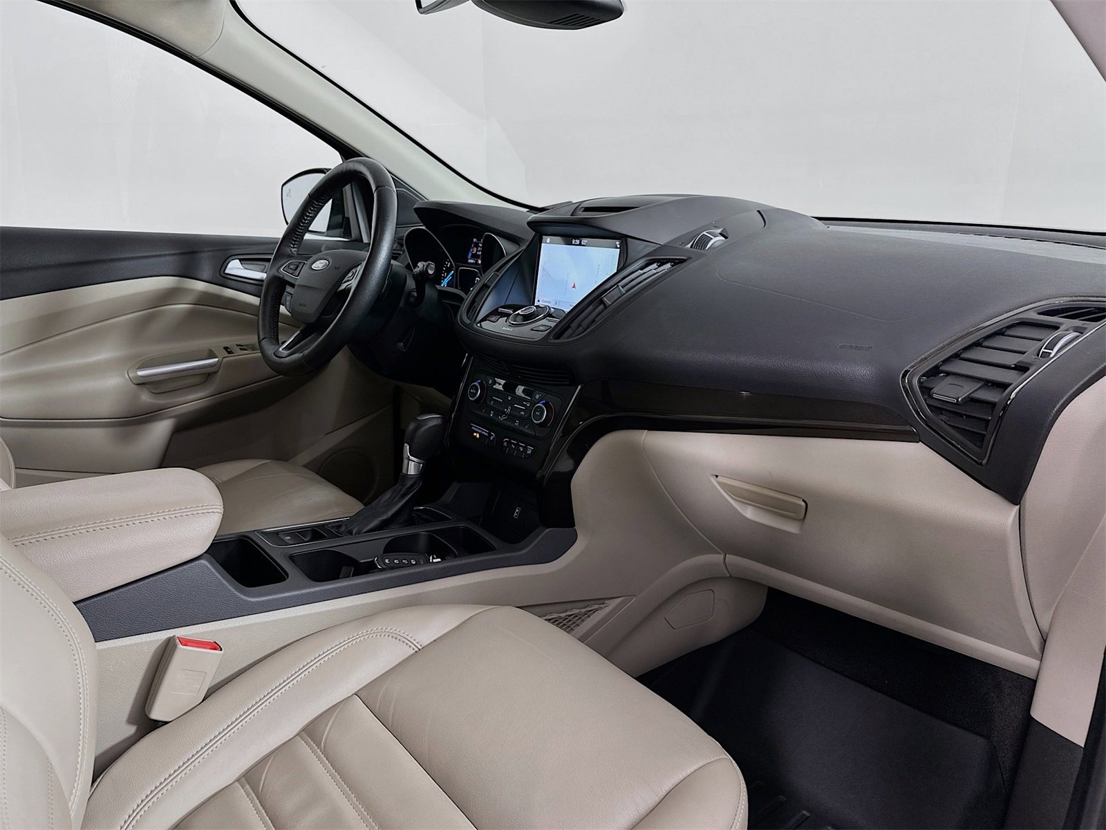 Used 2017 Ford Escape Titanium w/ Equipment Group 301A image 30