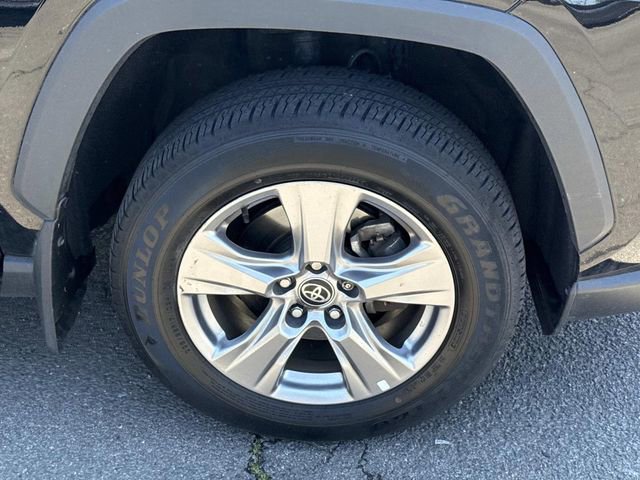 Used 2023 Toyota RAV4 XLE w/ Convenience Package AWD/4WD image 7