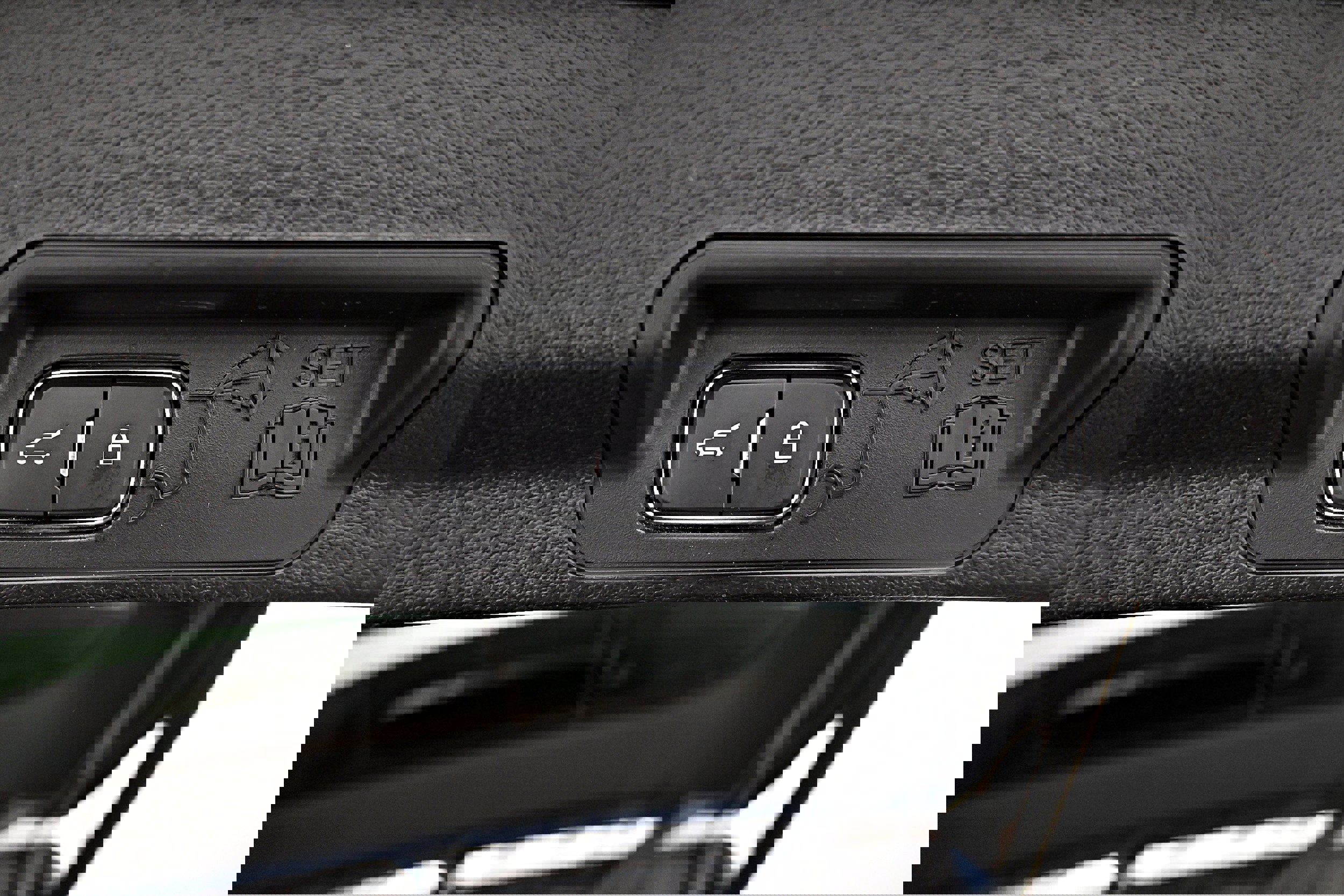 Used 2020 Ford Explorer XLT w/ Equipment Group 202A image 36