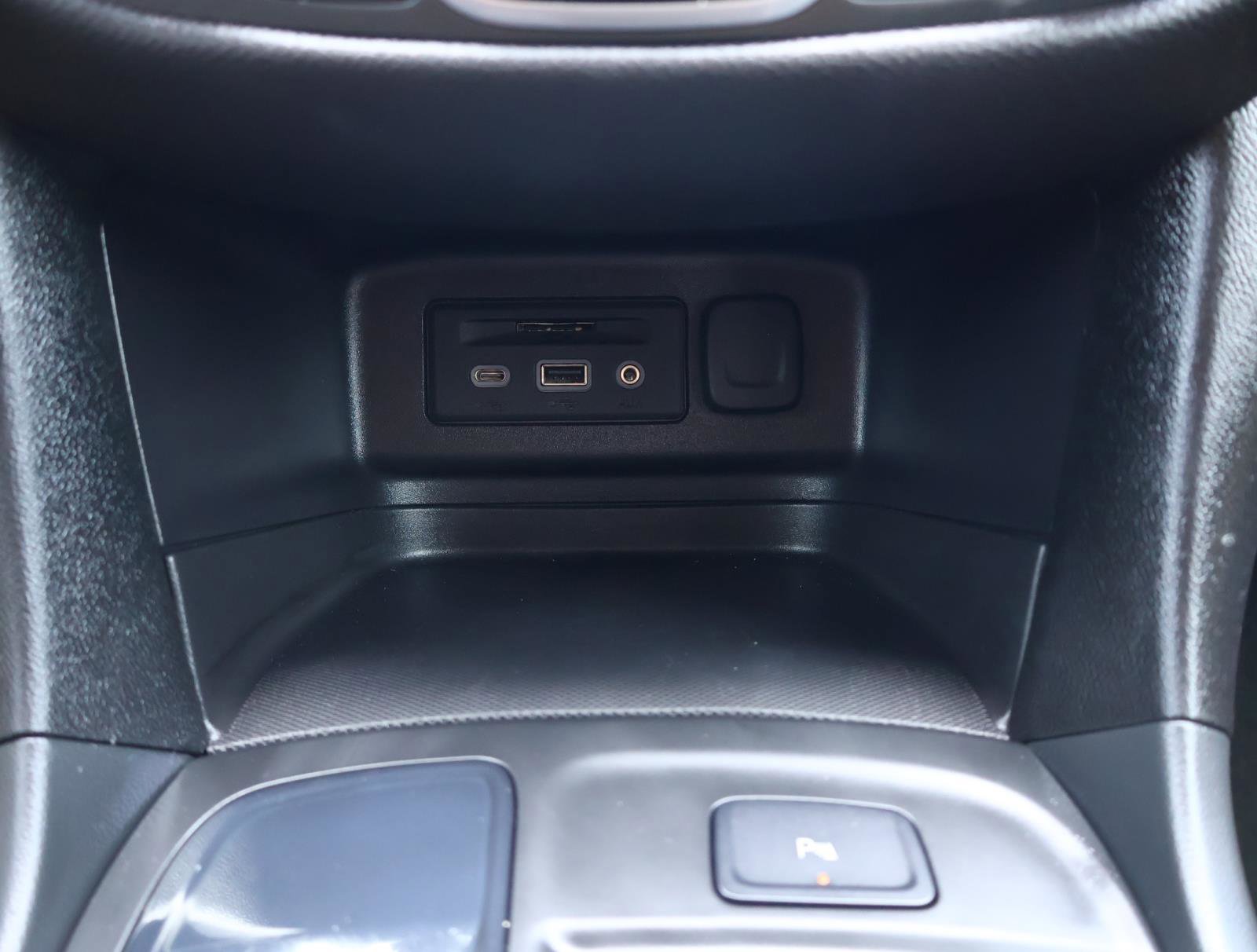 Used 2024 Chevrolet Equinox RS FWD image 21