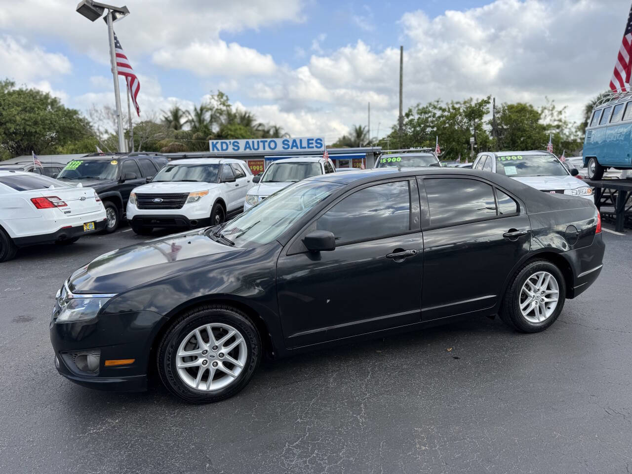 Used 2012 Ford Fusion S image 2