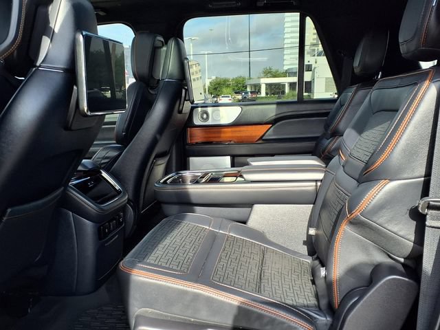 Certified 2023 Lincoln Navigator L Black Label AWD/4WD image 5