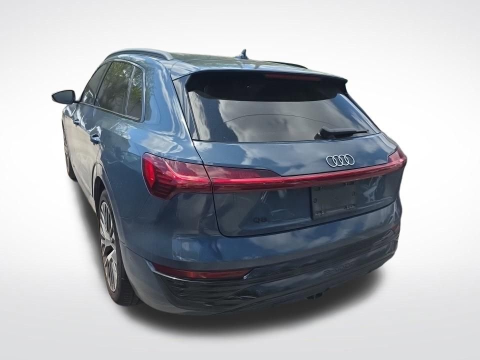 Used 2024 Audi Q8 e-tron Premium Plus w/ Premium Plus Package image 5