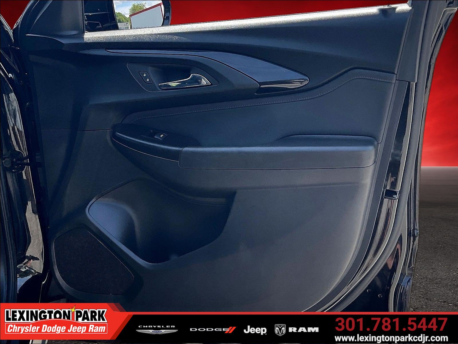 Used 2022 Chevrolet TrailBlazer RS FWD image 27
