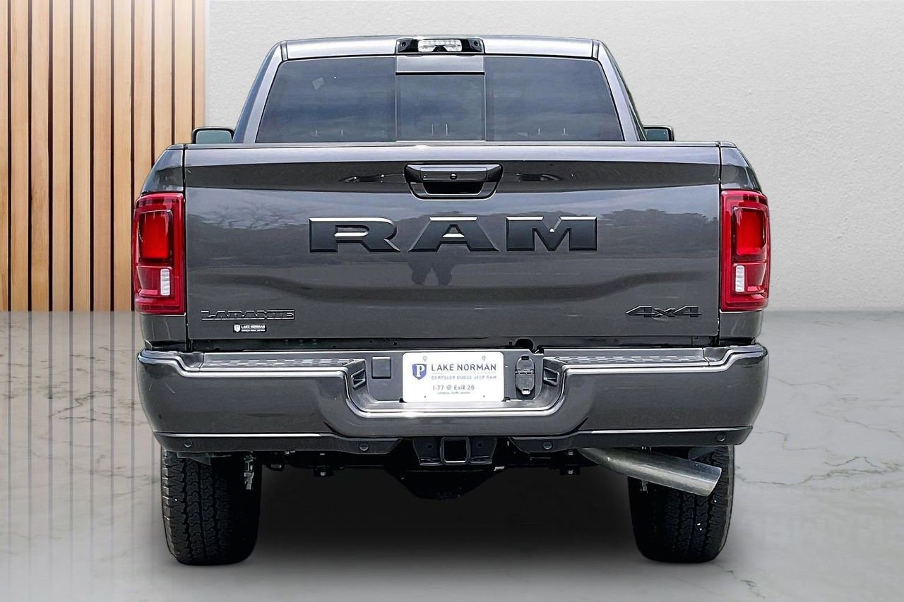 New 2026 RAM 2500 Laramie AWD/4WD image 14