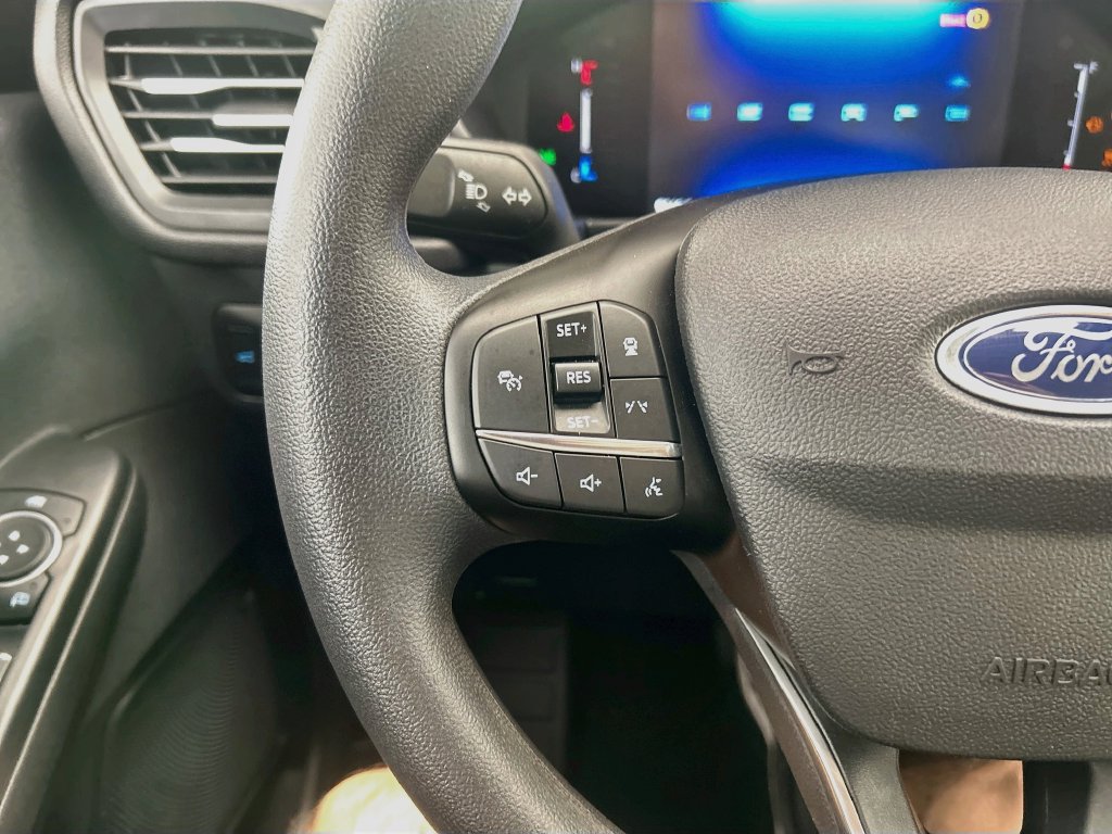 Used 2025 Ford Escape Active w/ Tech Pack #1 FWD image 11