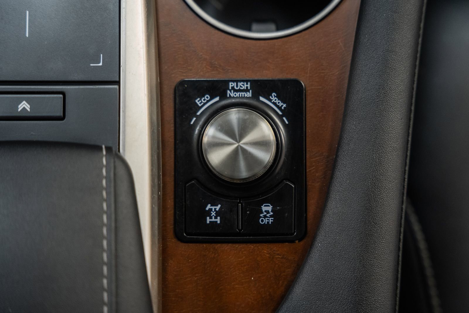 Used 2021 Lexus RX 350L Premium w/ Premium Package image 34