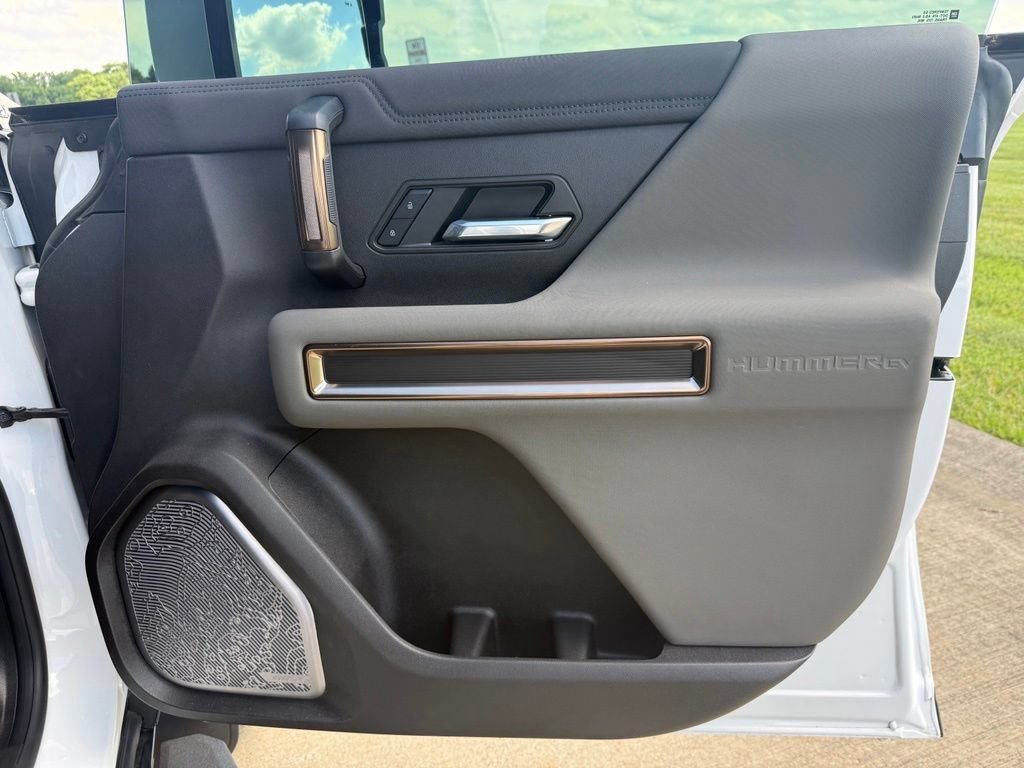 Used 2025 GMC Hummer EV 3X AWD/4WD image 21