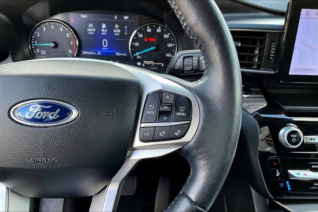 Used 2023 Ford Explorer Limited AWD/4WD image 14