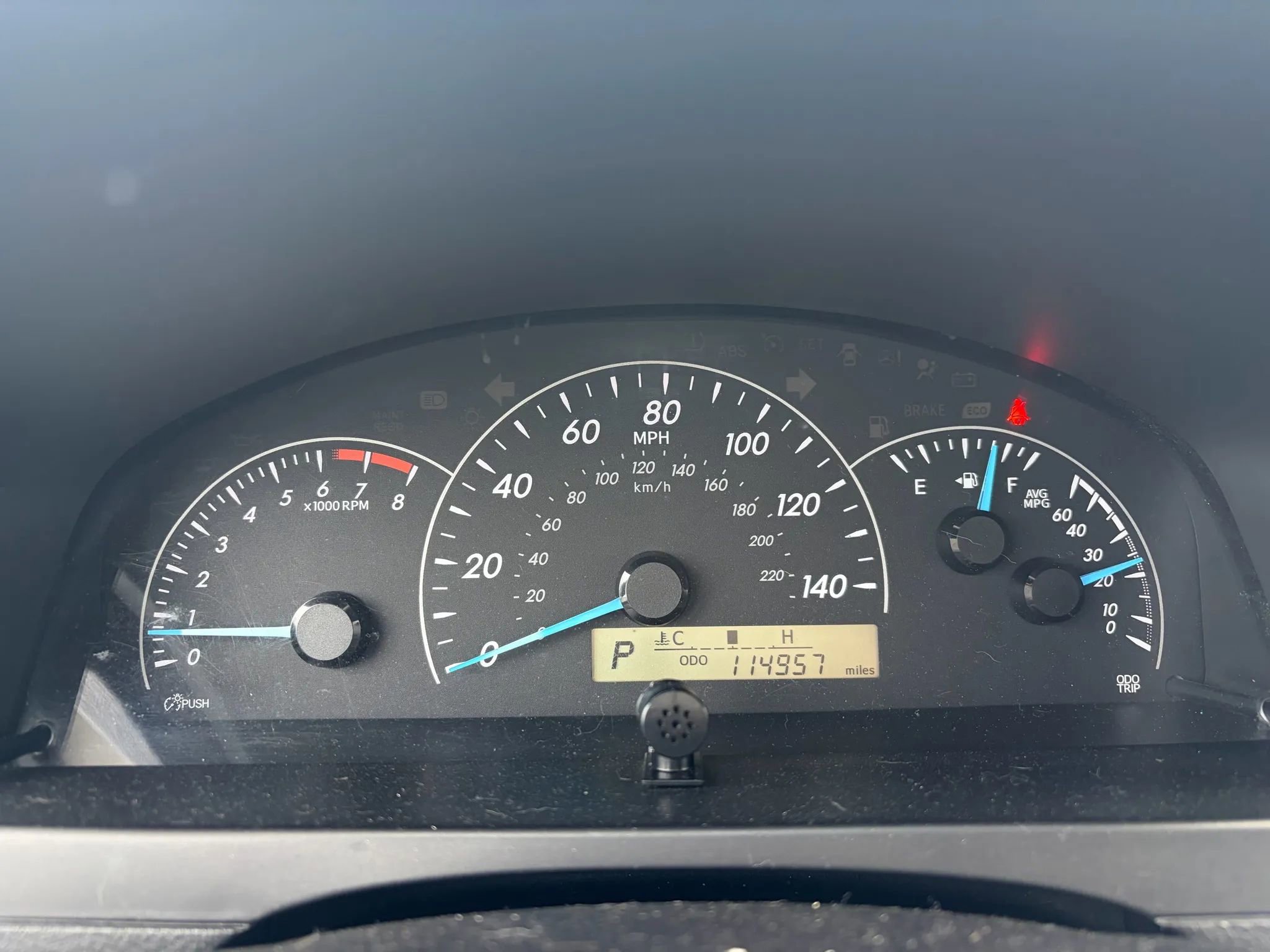 Used 2014 Toyota Camry L image 17