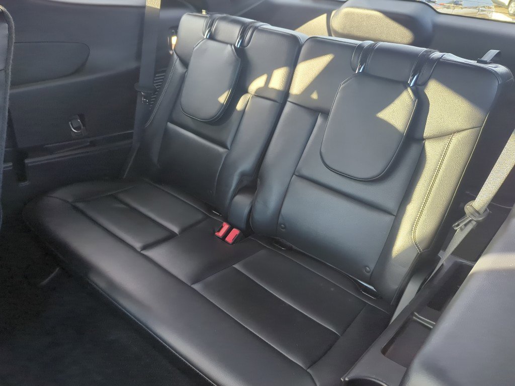 Used 2020 Ford Explorer ST w/ Premium Technology Package image 27