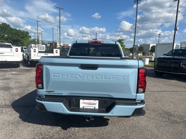 Used 2025 Chevrolet Colorado LT w/ Advanced Trailering Package AWD/4WD image 4