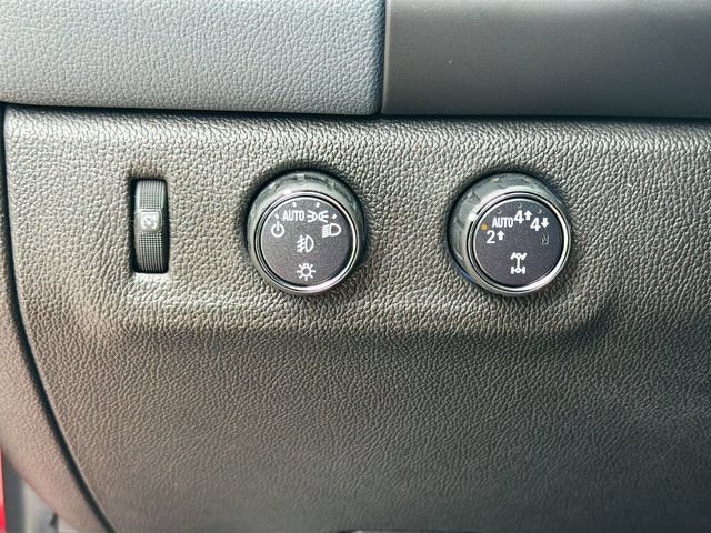 Used 2021 Chevrolet Colorado Z71 w/ Safety Package AWD/4WD image 33