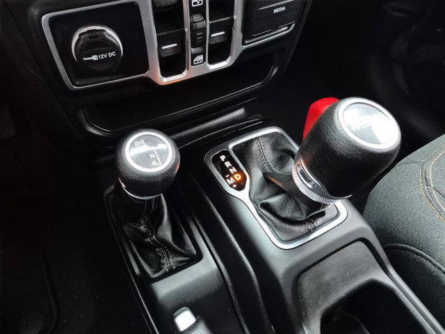 Used 2025 Jeep Gladiator Sport AWD/4WD image 26
