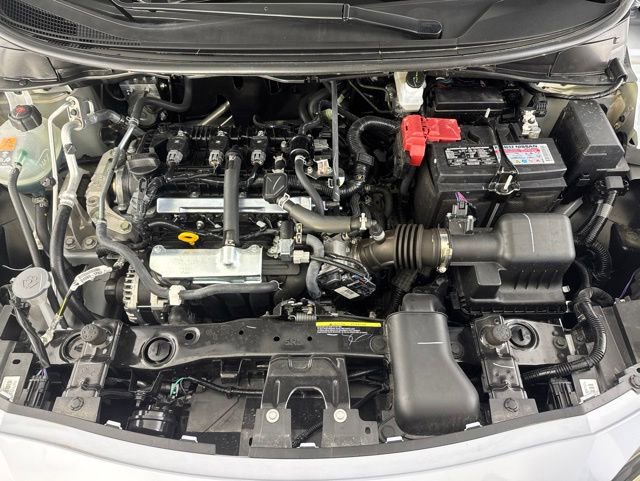 Certified 2025 Nissan Versa SR w/ Trunk Package FWD image 17