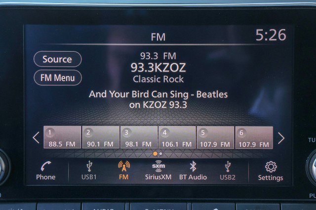 Used 2024 Nissan Rogue S FWD image 14