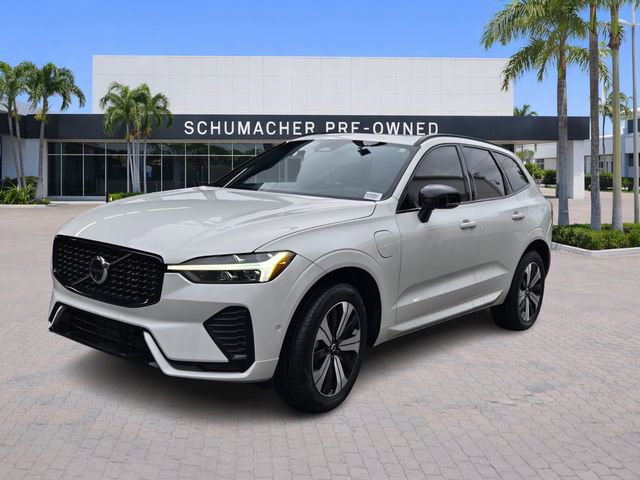 Used 2024 Volvo XC60 T8 Plus image 3