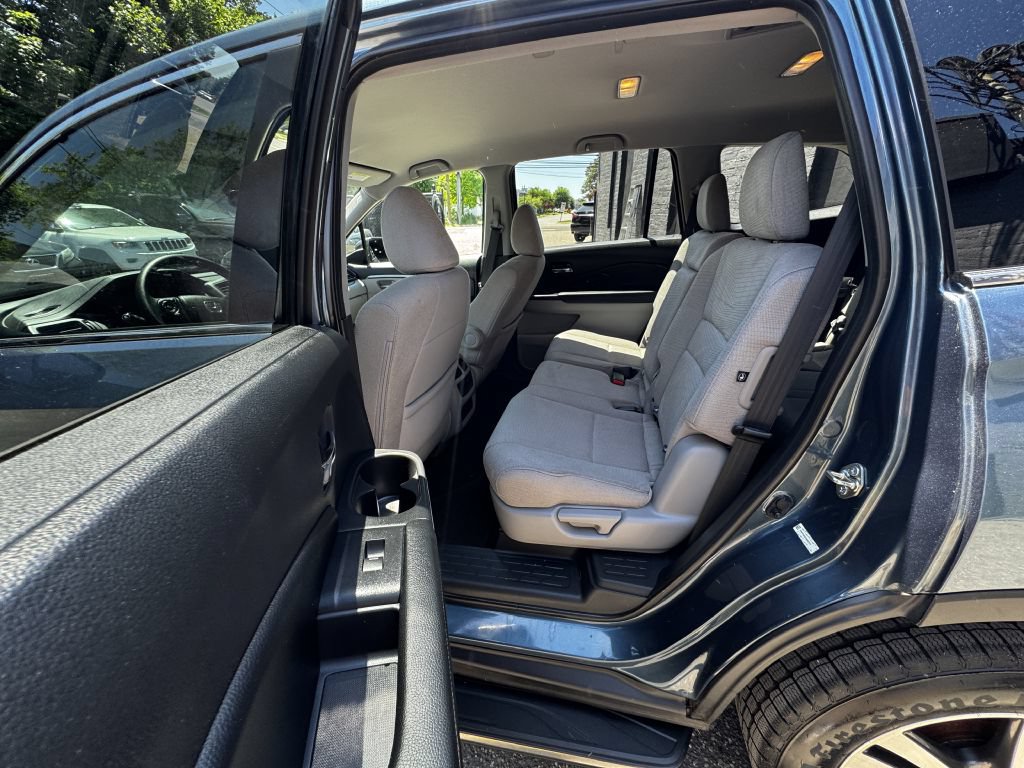 Used 2016 Honda Pilot EX image 14
