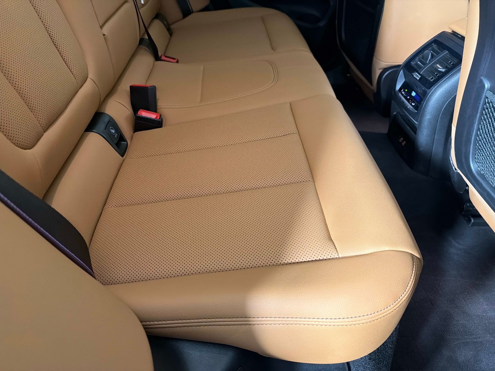 Used 2024 BMW X3 M40i AWD/4WD image 26