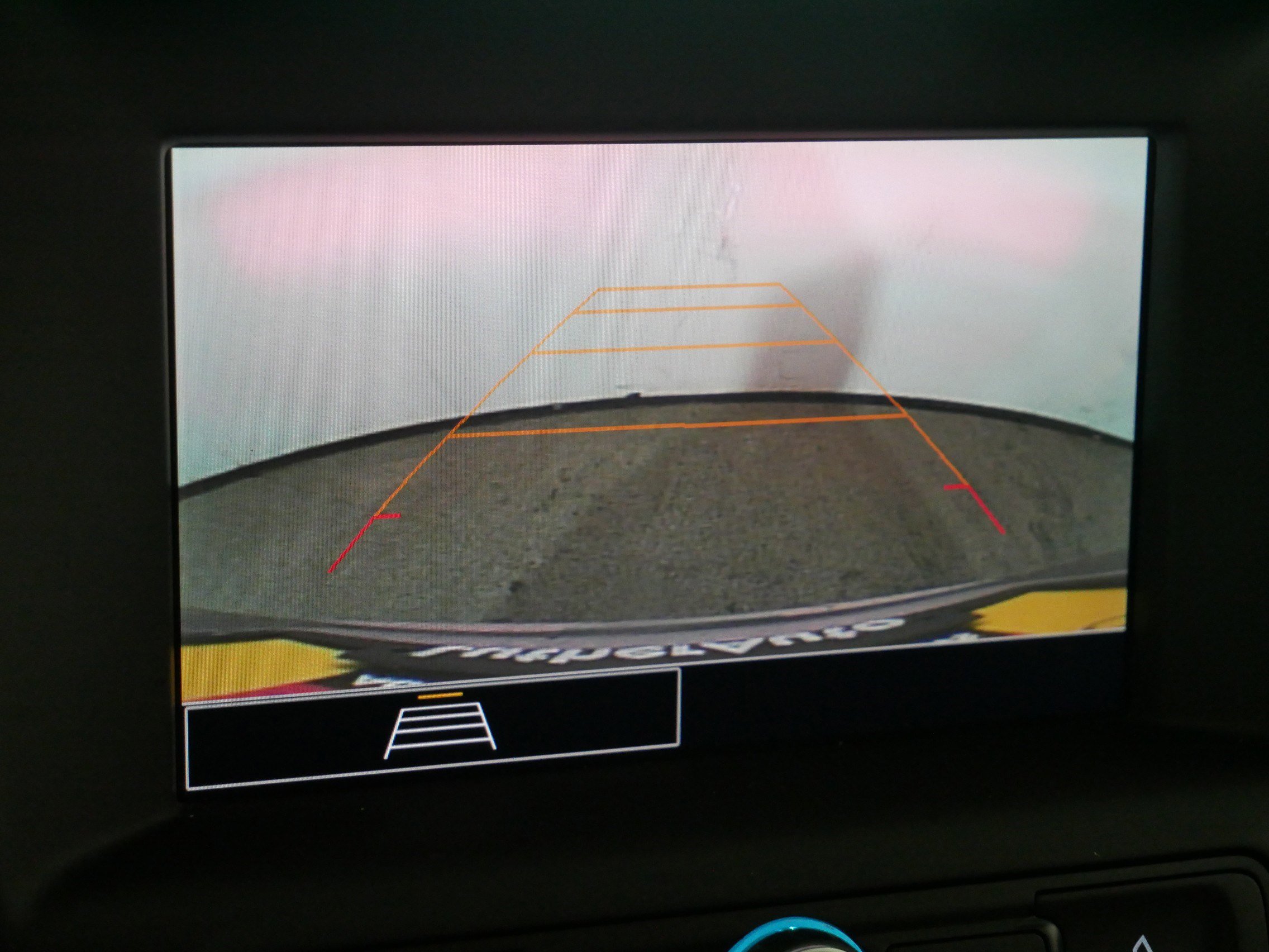 Used 2024 GMC Terrain SLE image 33