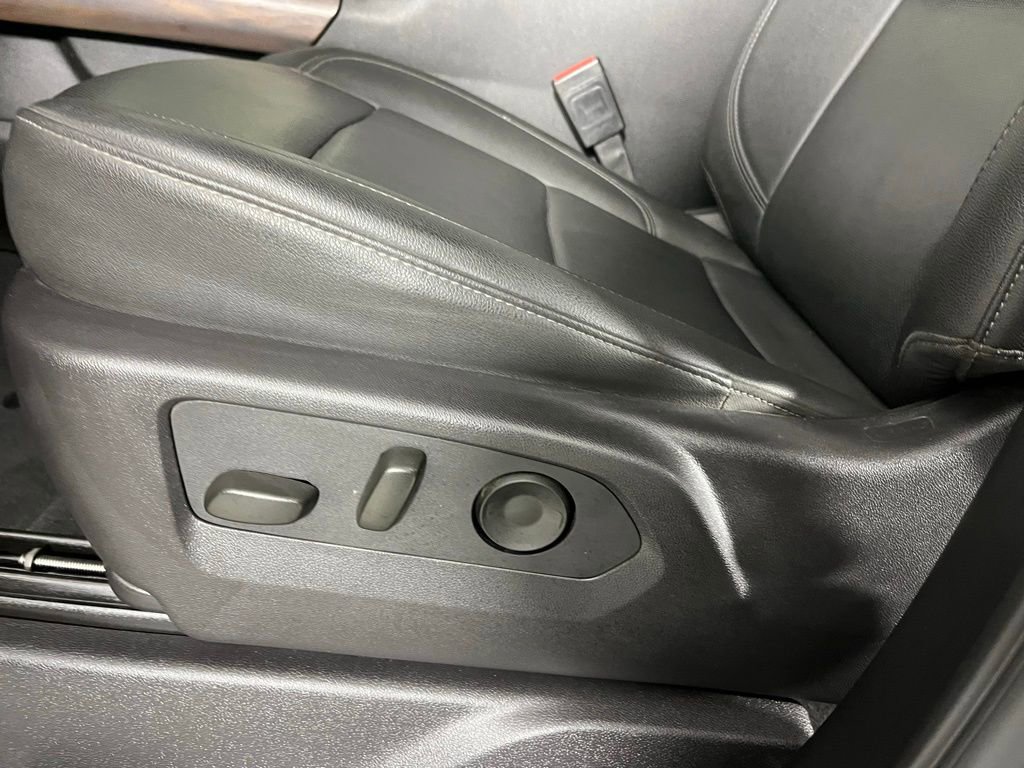 Used 2024 GMC Sierra 2500 SLT w/ SLT Premium Package image 25