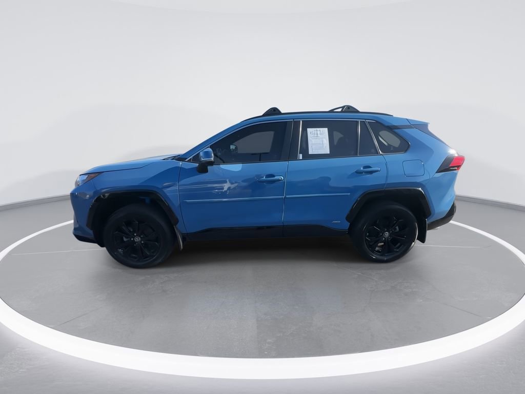 Used 2022 Toyota RAV4 SE w/ Convenience Package AWD/4WD image 5
