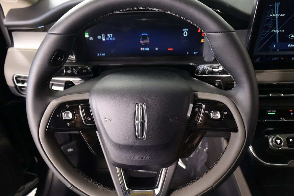 New 2026 Lincoln Corsair Premiere FWD image 3