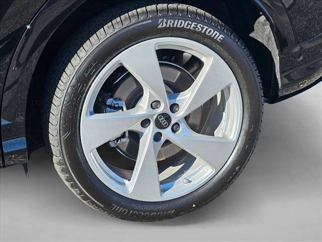 New 2025 Audi Q5 Premium Plus image 9