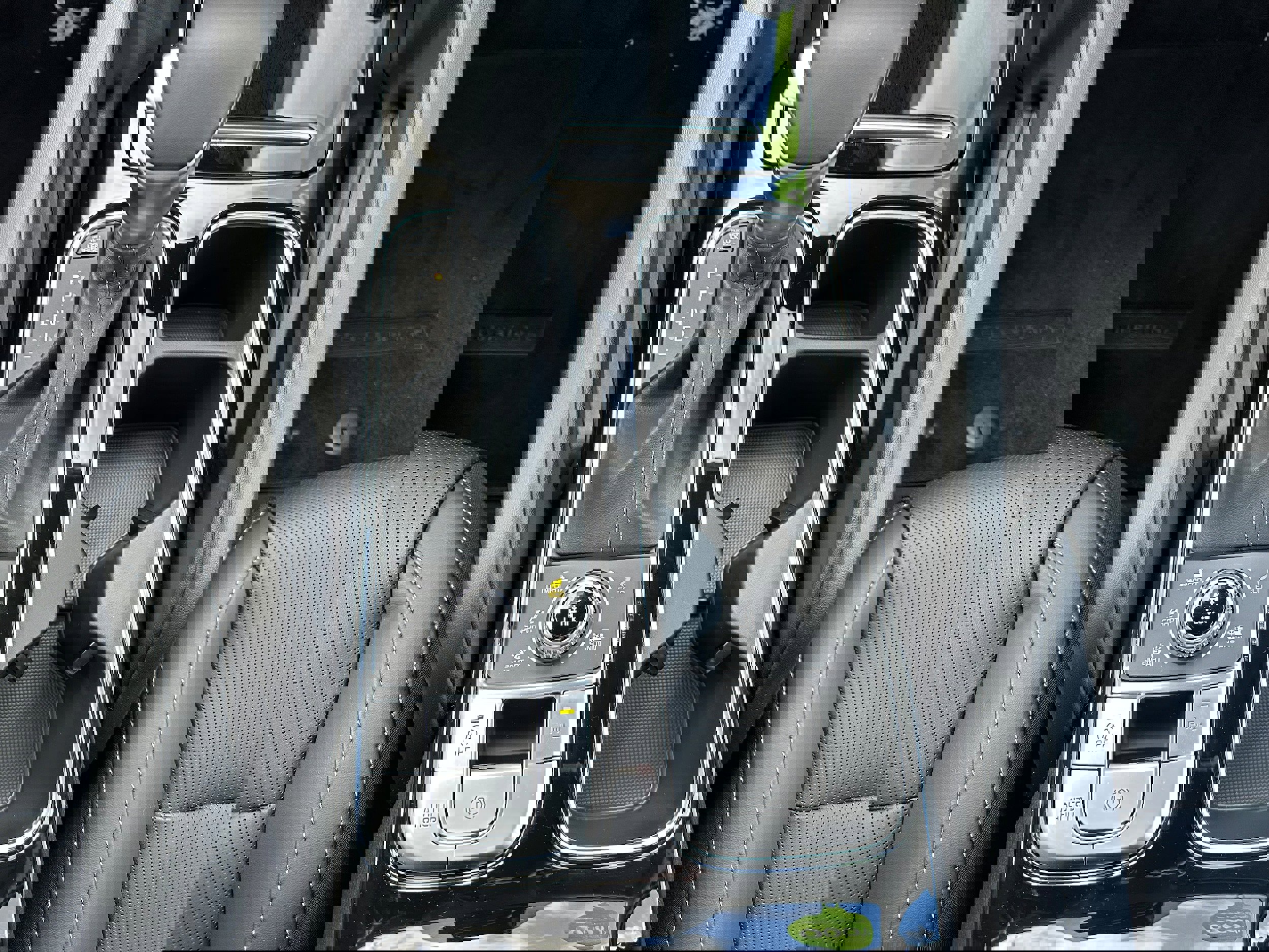 New 2025 Kia Telluride S image 42