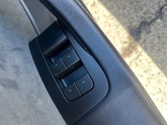 Used 2022 Tesla Model Y Performance image 25