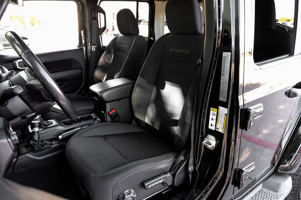 Used 2020 Jeep Wrangler Unlimited Sahara image 8
