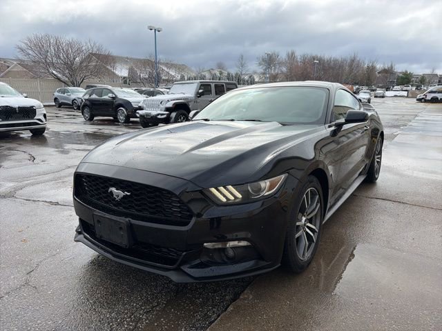 Used 2016 Ford Mustang Coupe image 11