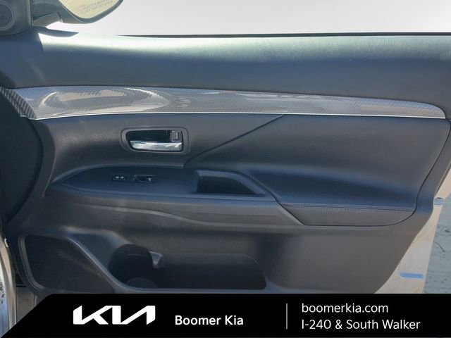 Used 2019 Mitsubishi Outlander ES image 10