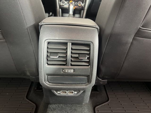 Used 2020 Volkswagen Passat 2.0T SE image 17