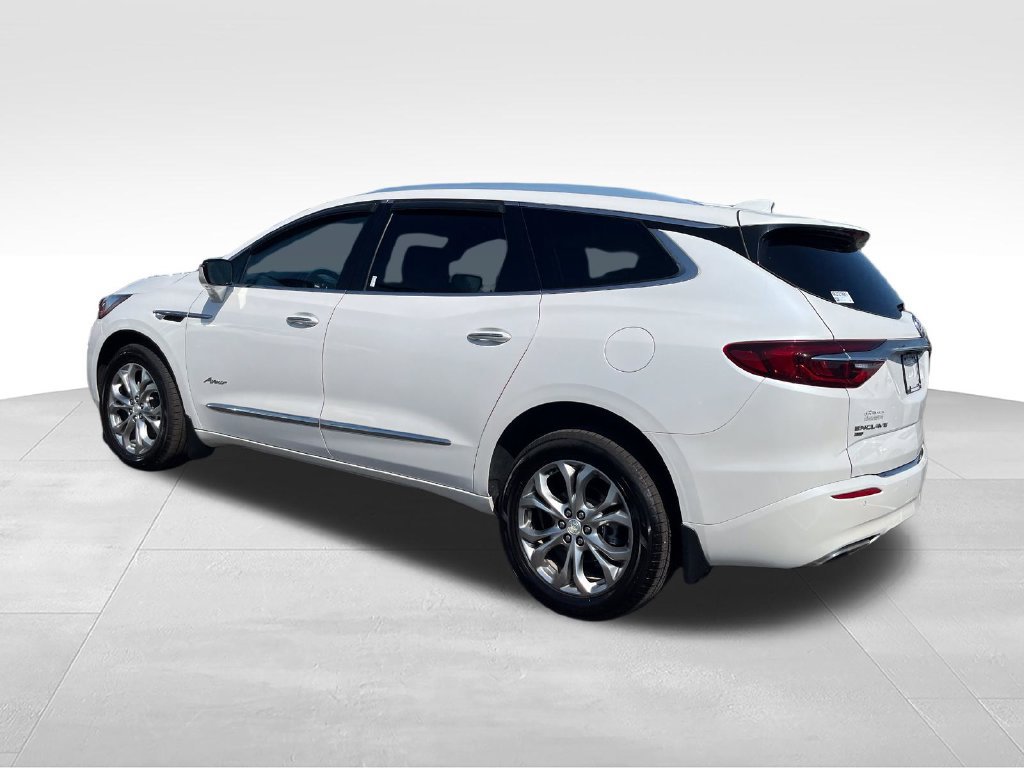 Used 2021 Buick Enclave Avenir w/ Avenir Technology Package AWD/4WD image 3