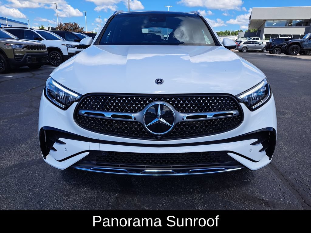 Used 2024 Mercedes-Benz GLC 300 4MATIC image 8