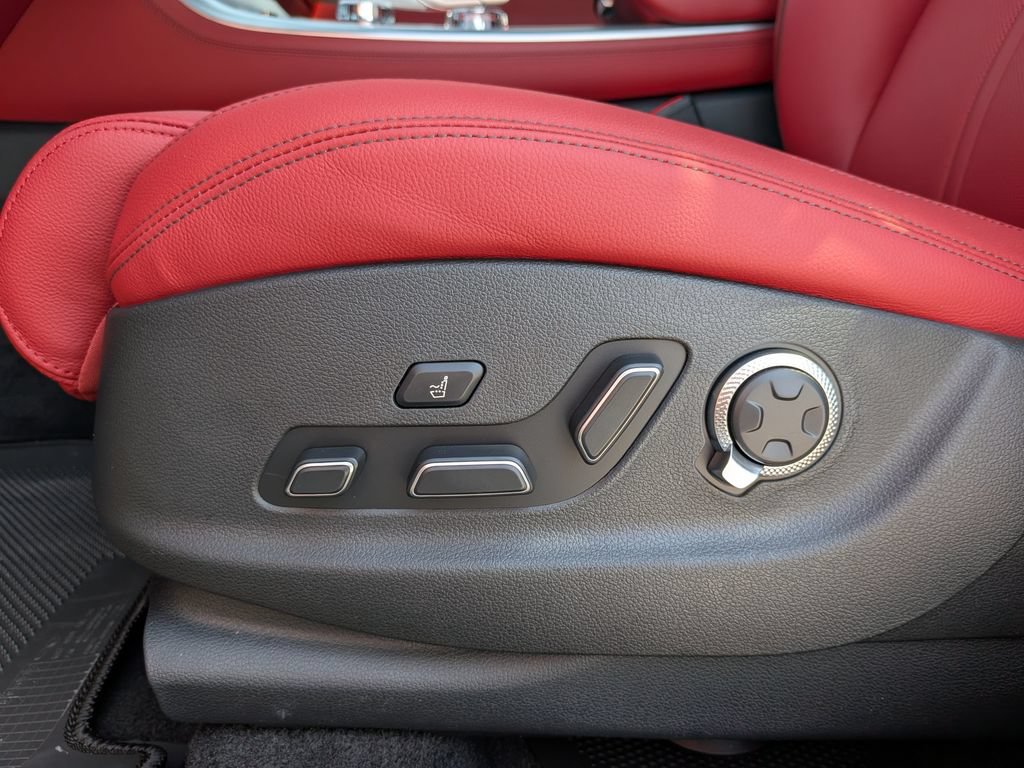 New 2026 Genesis GV70 2.5T Sport Prestige AWD/4WD image 14