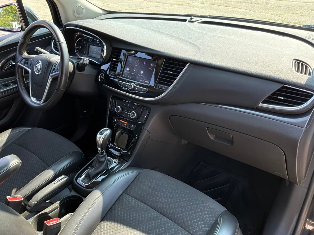 Used 2021 Buick Encore Preferred w/ Safety Package II AWD/4WD image 40