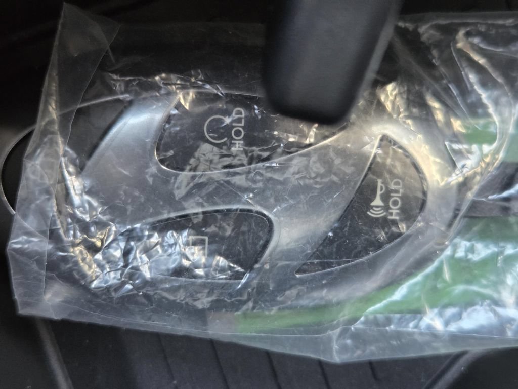 New 2027 Hyundai Santa Fe Limited w/ Tow & Go Package FWD image 26