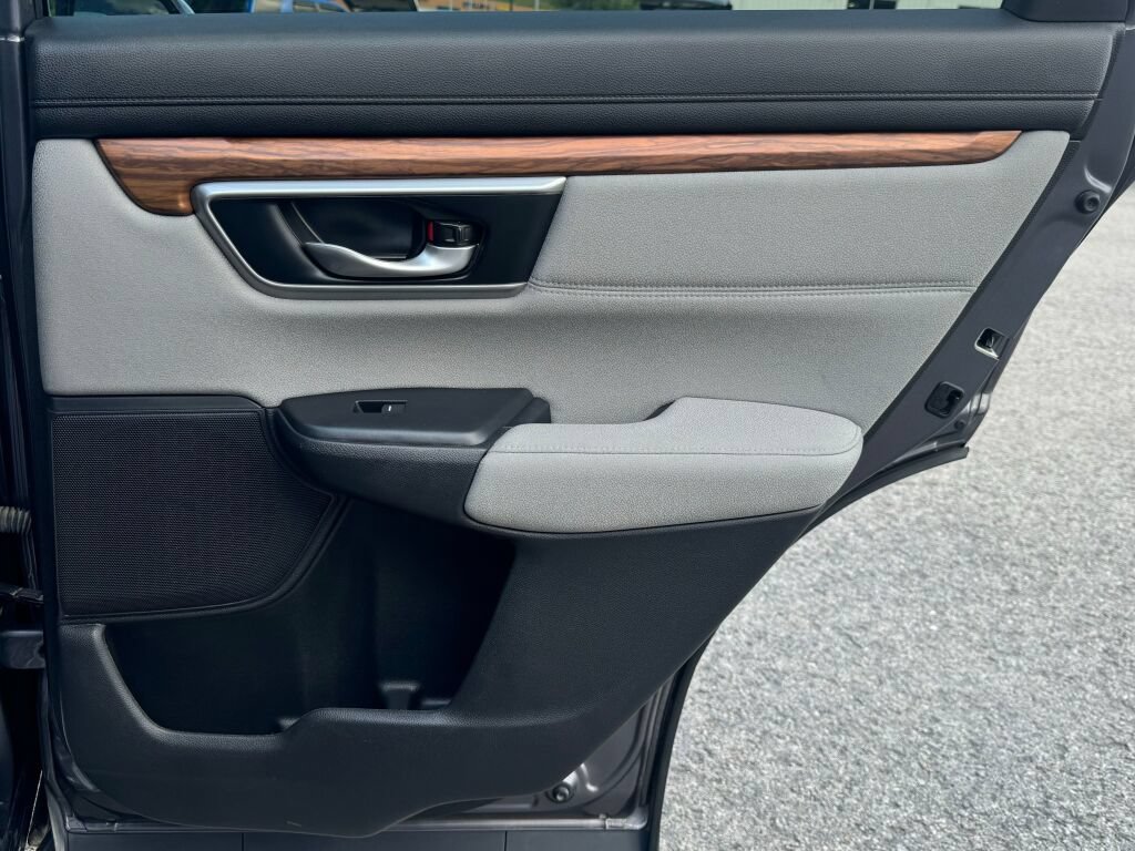 Used 2019 Honda CR-V EX image 17