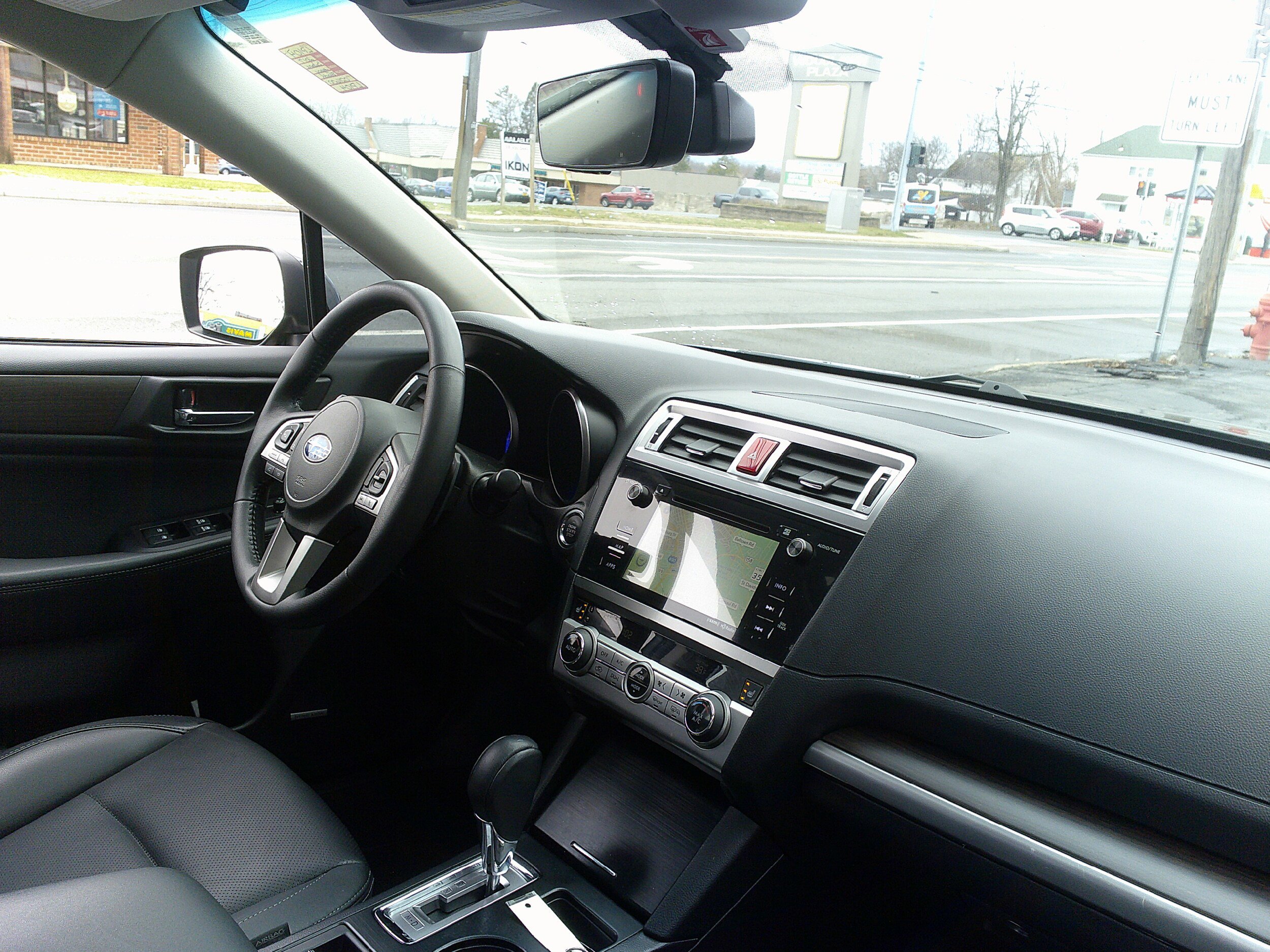 Used 2017 Subaru Legacy 3.6R Limited image 22