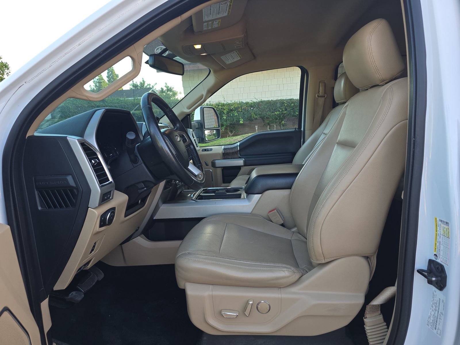 Used 2018 Ford F250 Lariat image 7